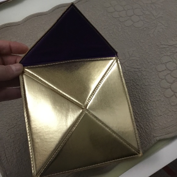 Thierry Mugler ALIEN bundle for the senses with Golden Clutch Bag - Picture 10 of 13